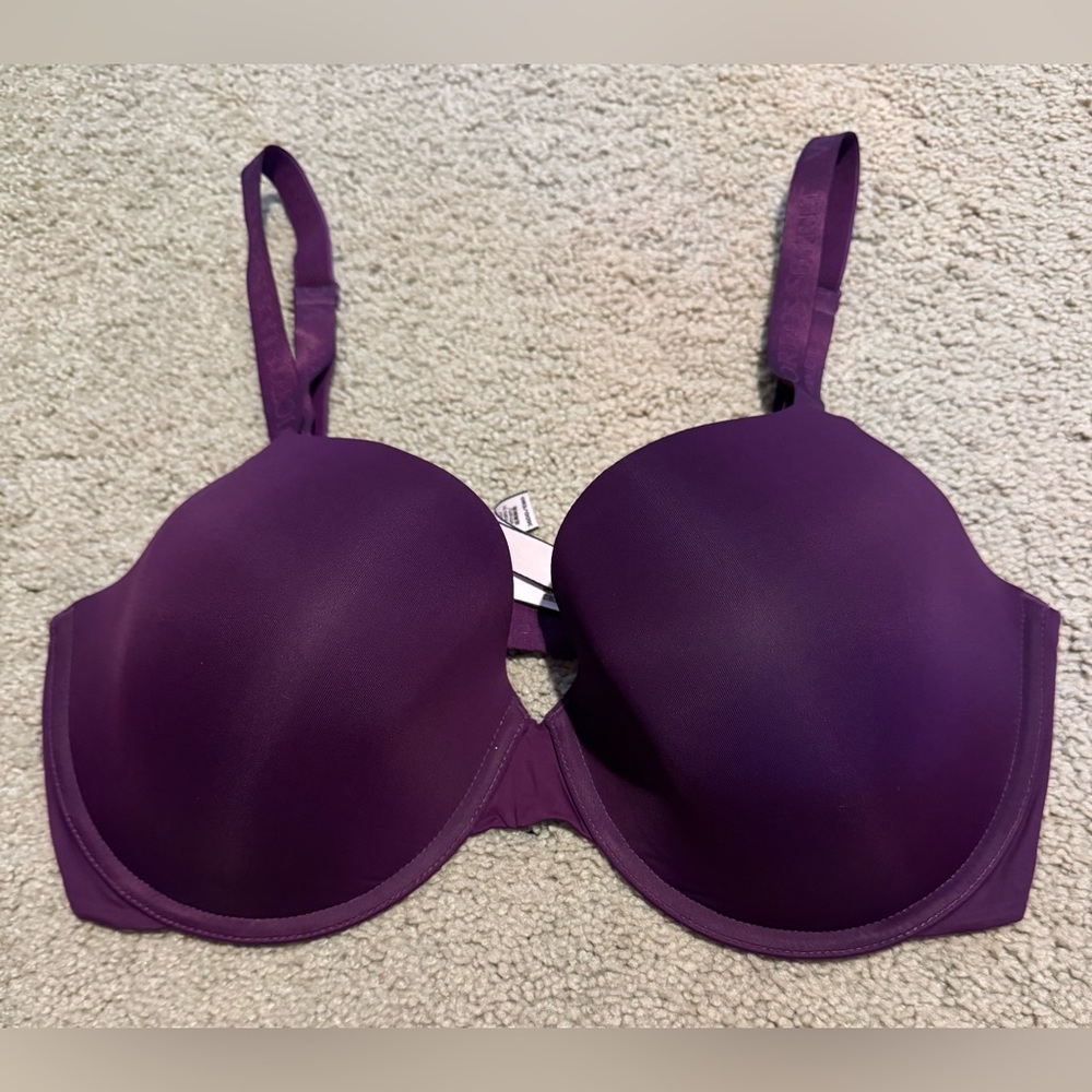 Victoria’s Secrets t-shirt lightly lined Demi SZ 36DD deep purple
